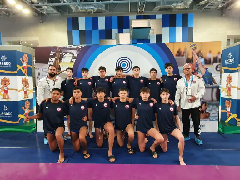 Con nueve jugadores de Stadio Chile clasificó a Mundial de Waterpolo