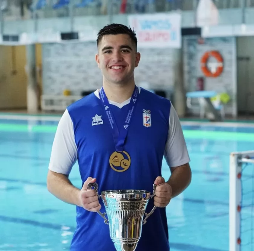 Primera división de España: Bruno Reginato de waterpolo sale campeón