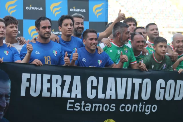 Calcio Stadio Italiano homenaje Hernan "Clavito" Godoy